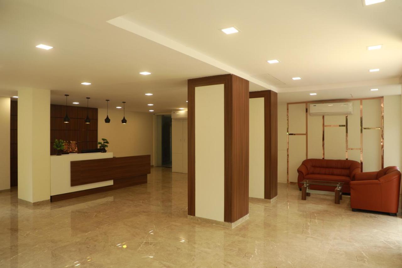Serenity By Monarch, Baner Pune Méribel Village Exterior foto